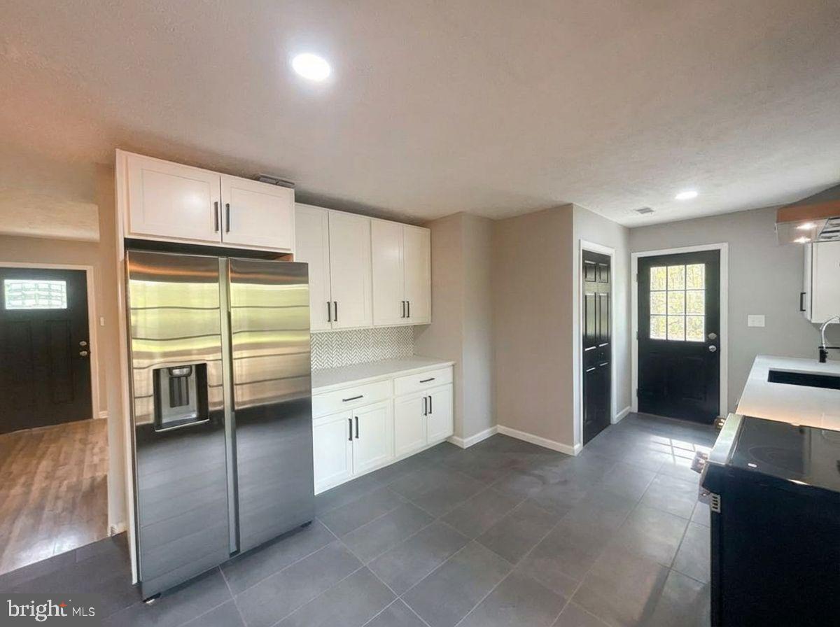 MERRY POINT ESTATES - Residential