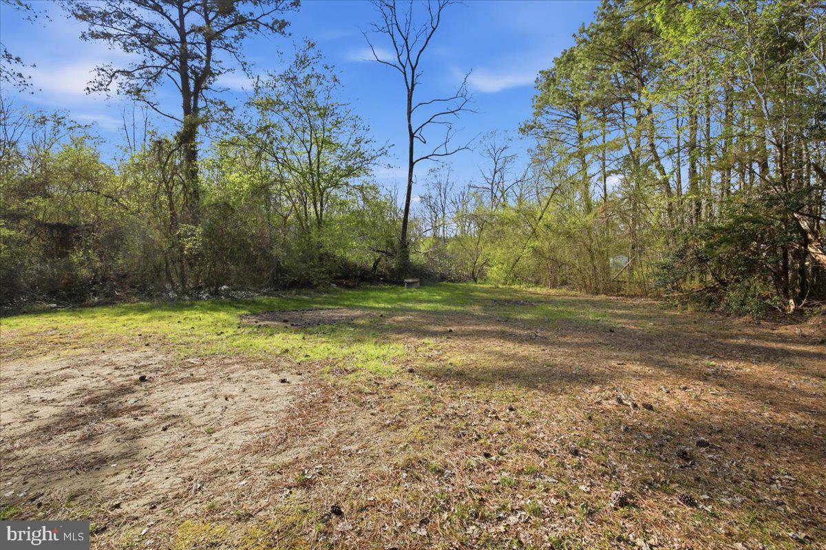 MERRY POINT ESTATES - Residential