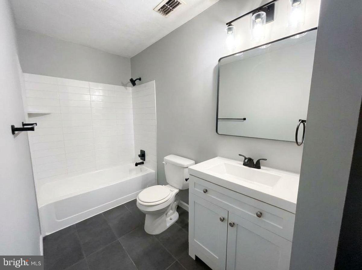 MERRY POINT ESTATES - Residential