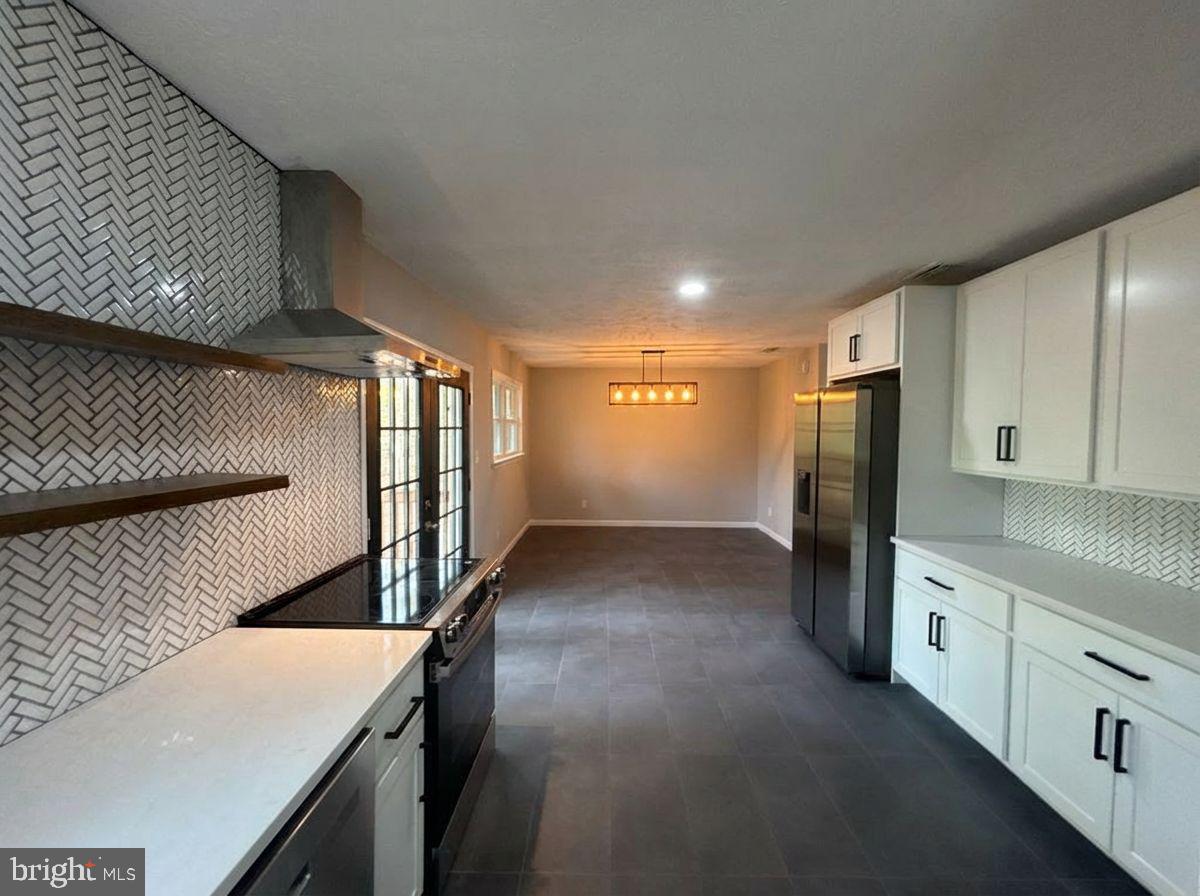 MERRY POINT ESTATES - Residential