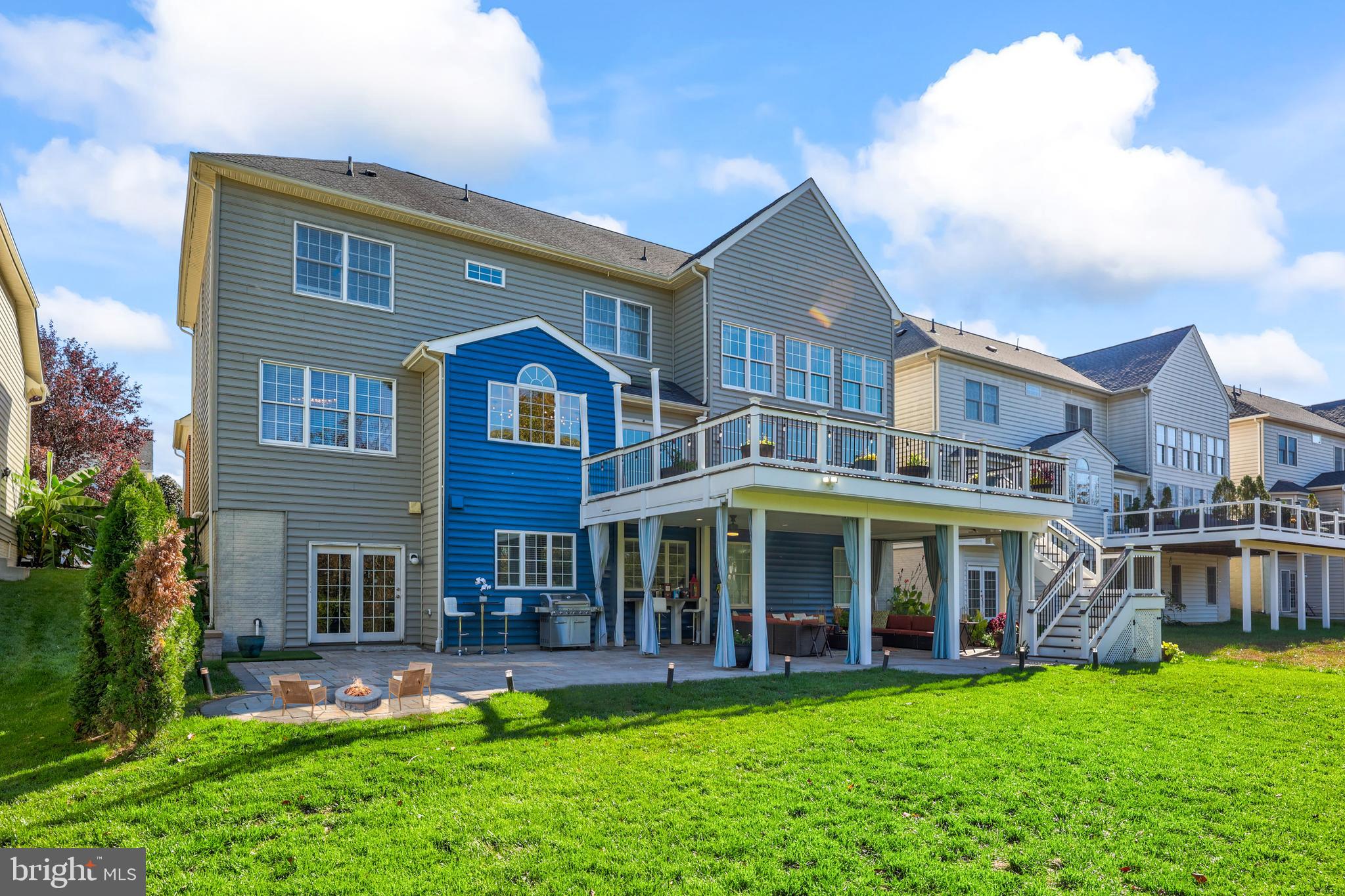 LOUDOUN VALLEY ESTATES 2 - Residential