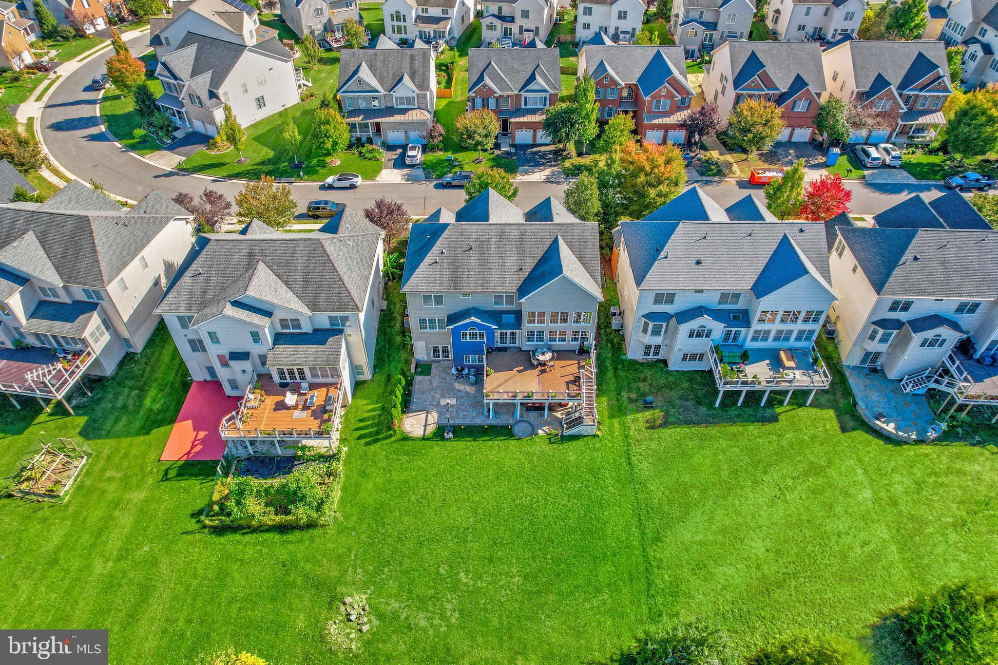 LOUDOUN VALLEY ESTATES 2 - Residential