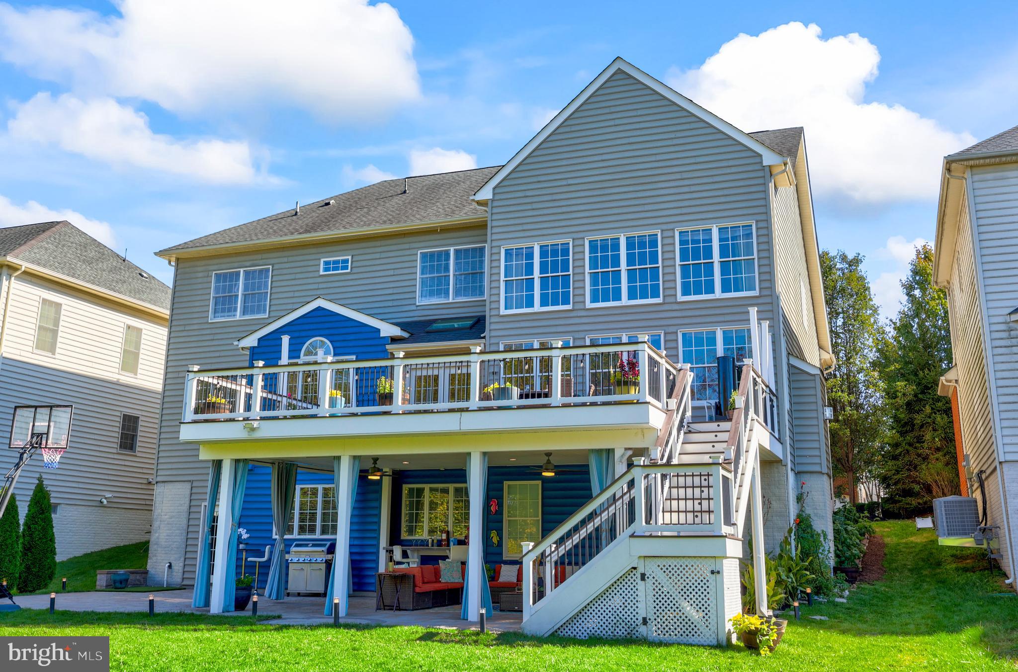 LOUDOUN VALLEY ESTATES 2 - Residential