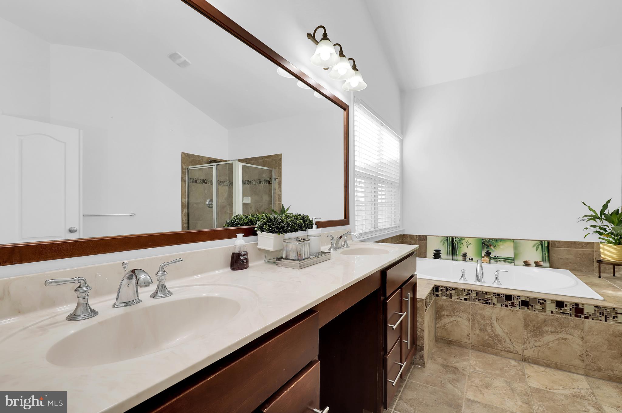 LOUDOUN VALLEY ESTATES 2 - Residential