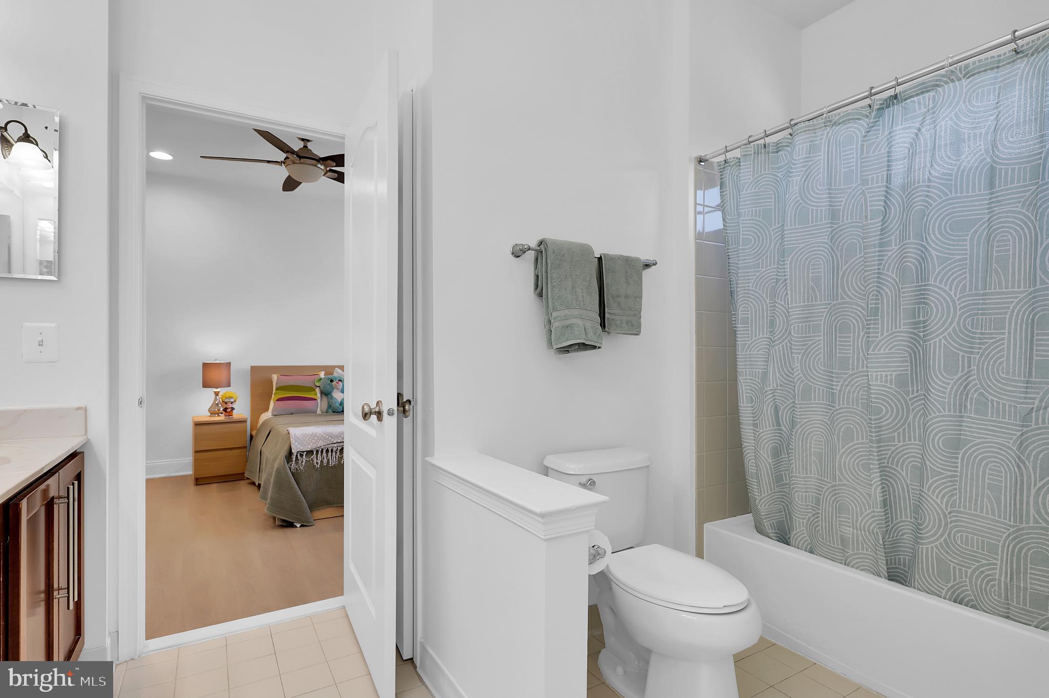 LOUDOUN VALLEY ESTATES 2 - Residential