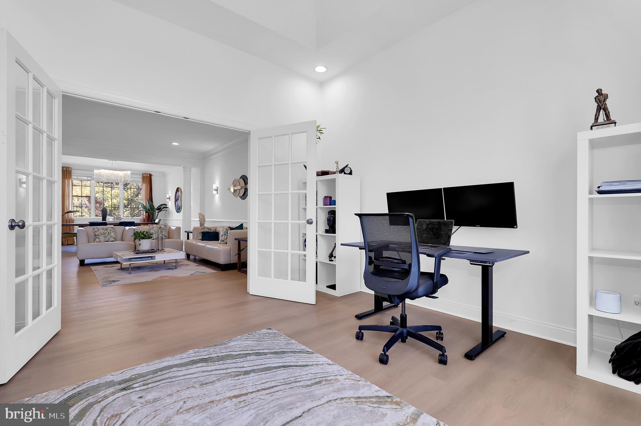 LOUDOUN VALLEY ESTATES 2 - Residential