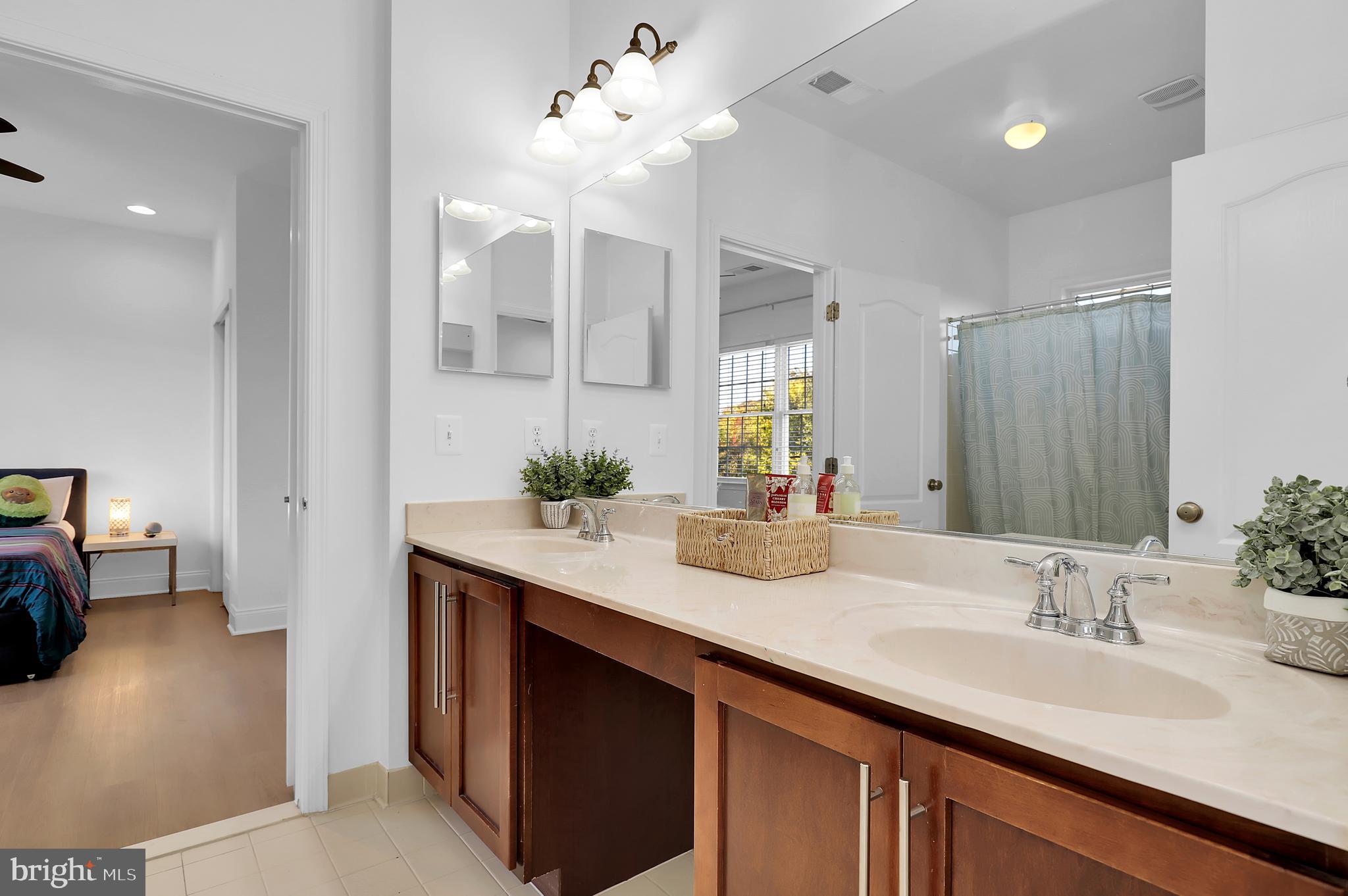 LOUDOUN VALLEY ESTATES 2 - Residential