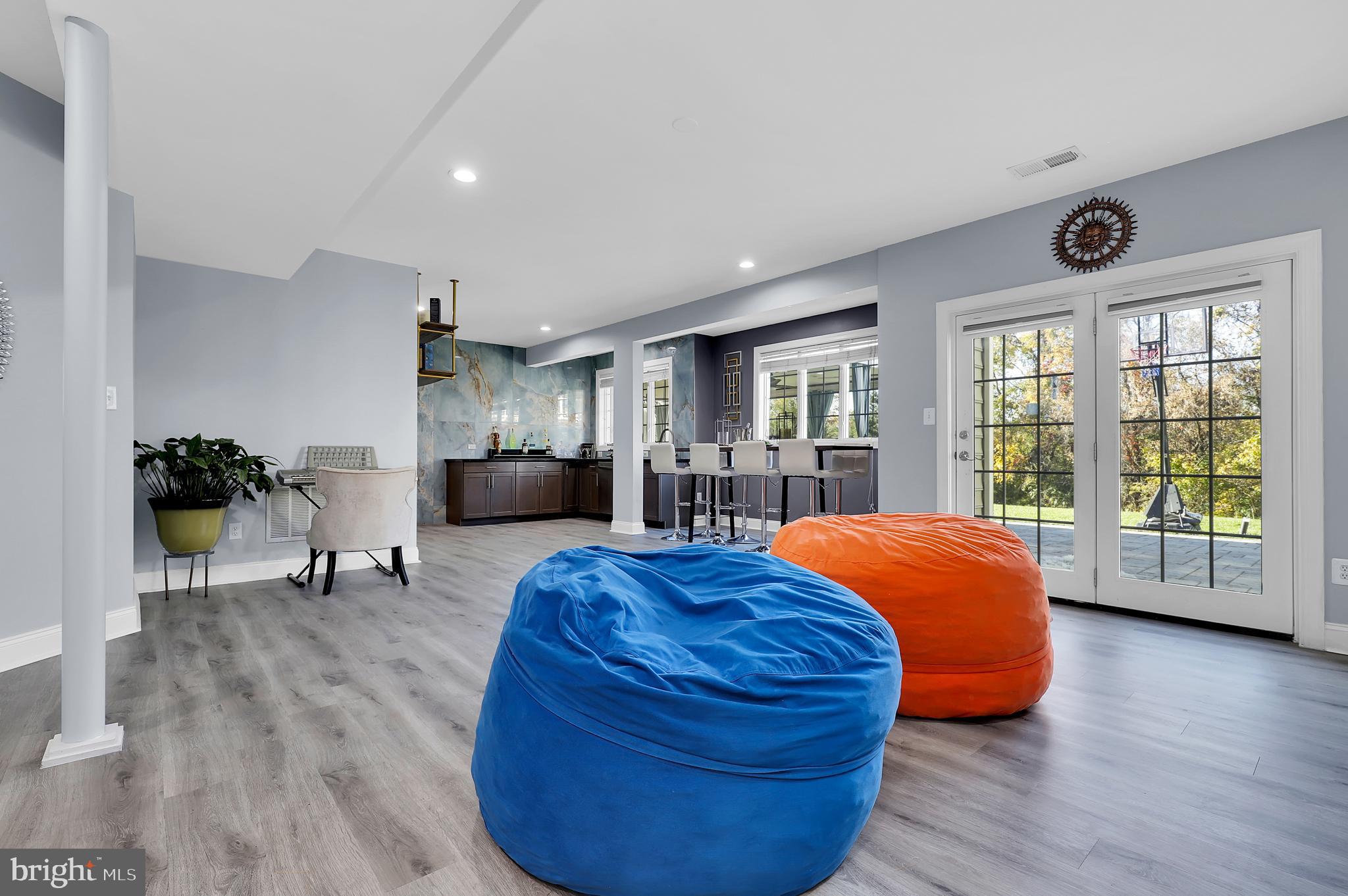 LOUDOUN VALLEY ESTATES 2 - Residential