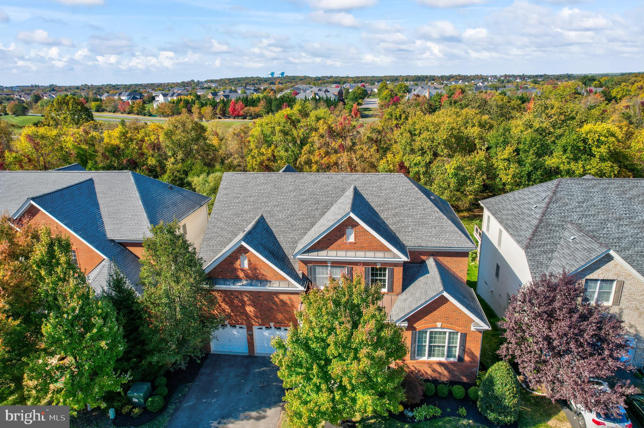 LOUDOUN VALLEY ESTATES 2 - Residential