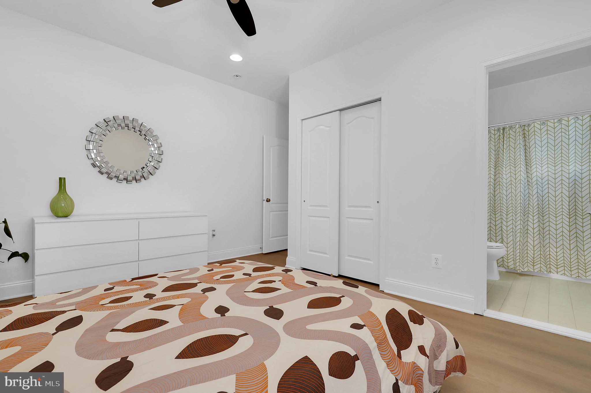 LOUDOUN VALLEY ESTATES 2 - Residential