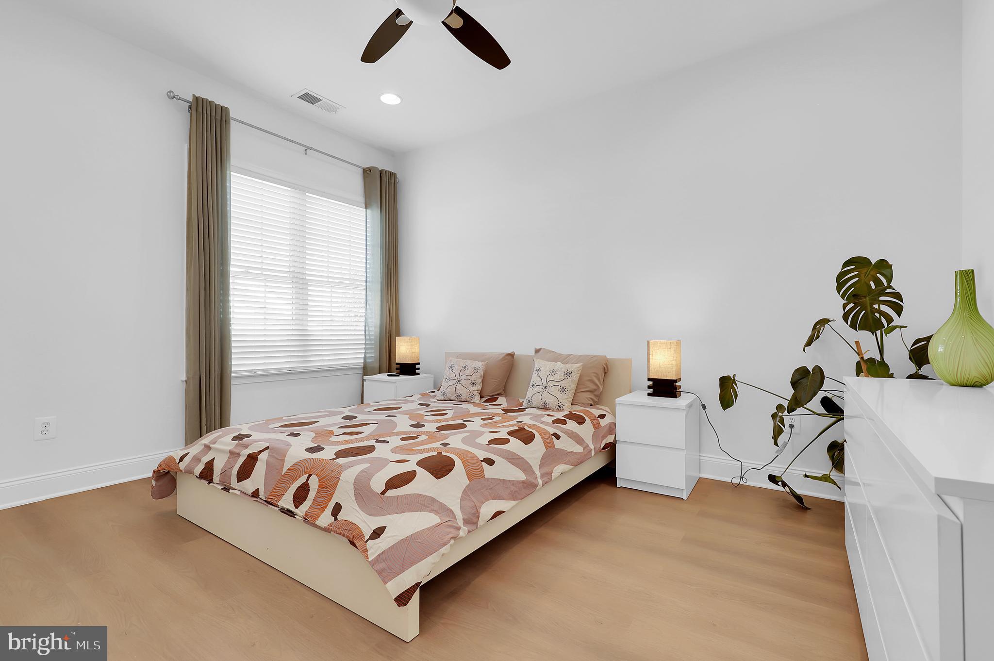 LOUDOUN VALLEY ESTATES 2 - Residential