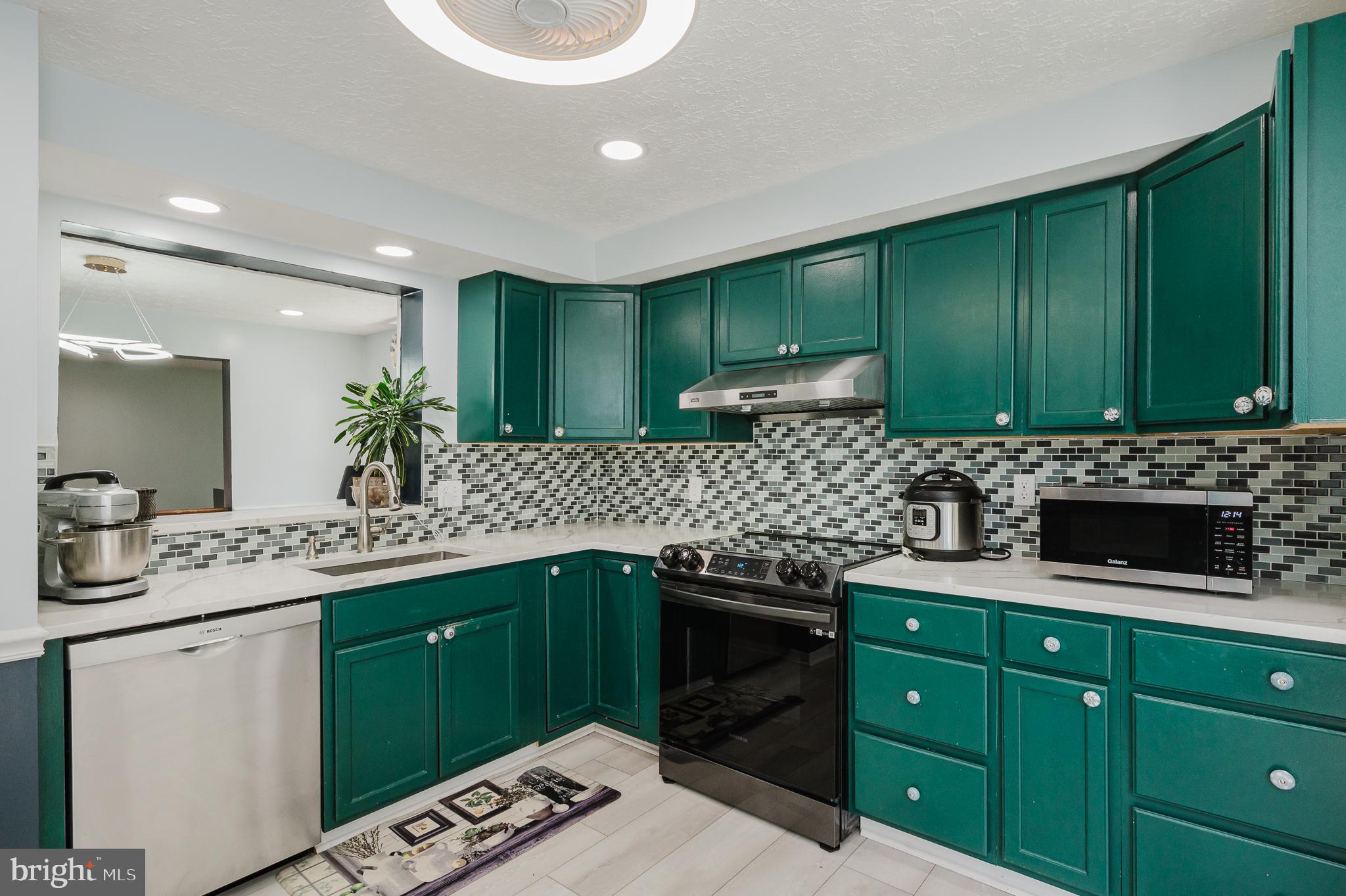 BRAEBROOKE - Residential Lease