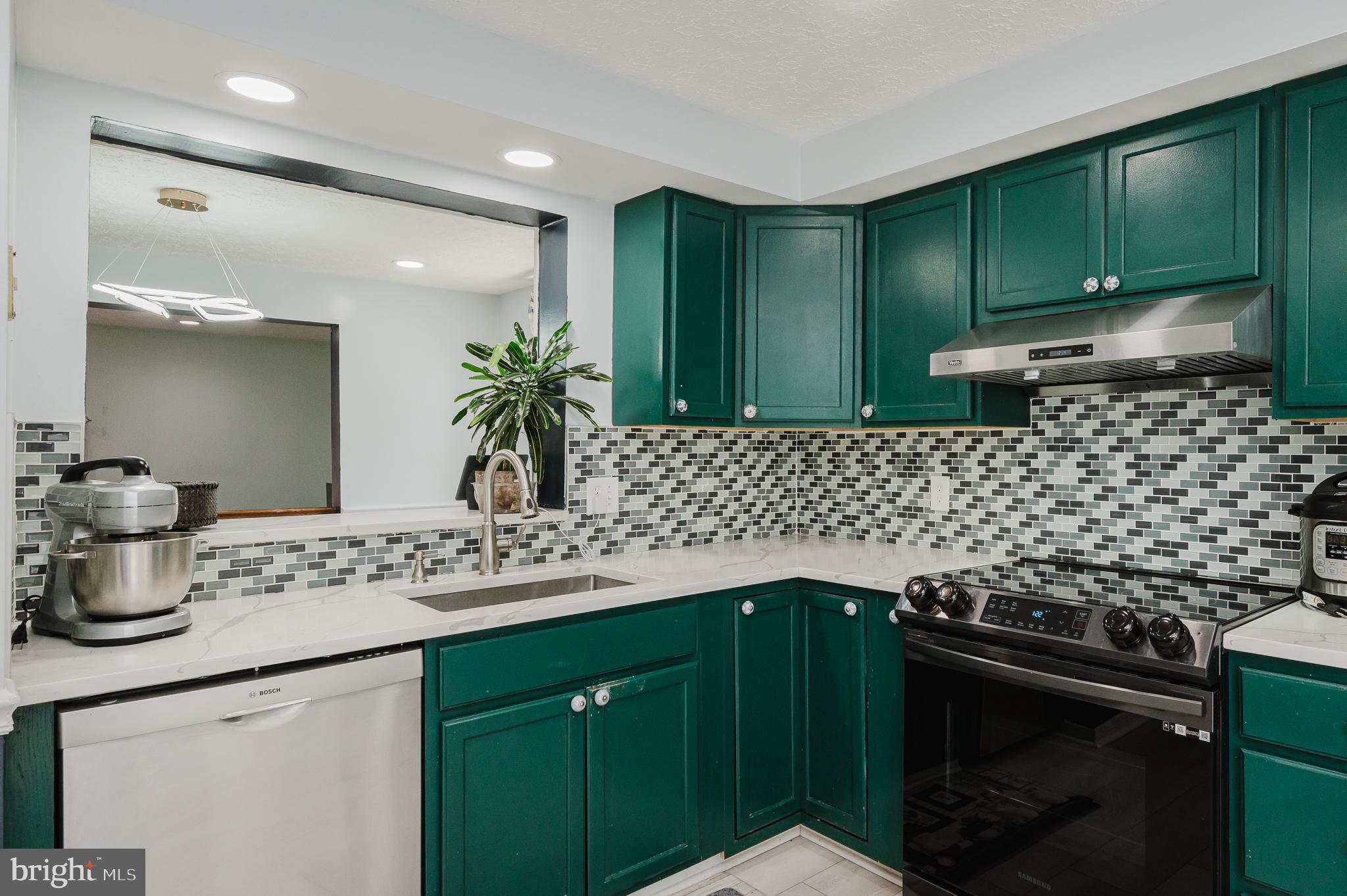 BRAEBROOKE - Residential Lease