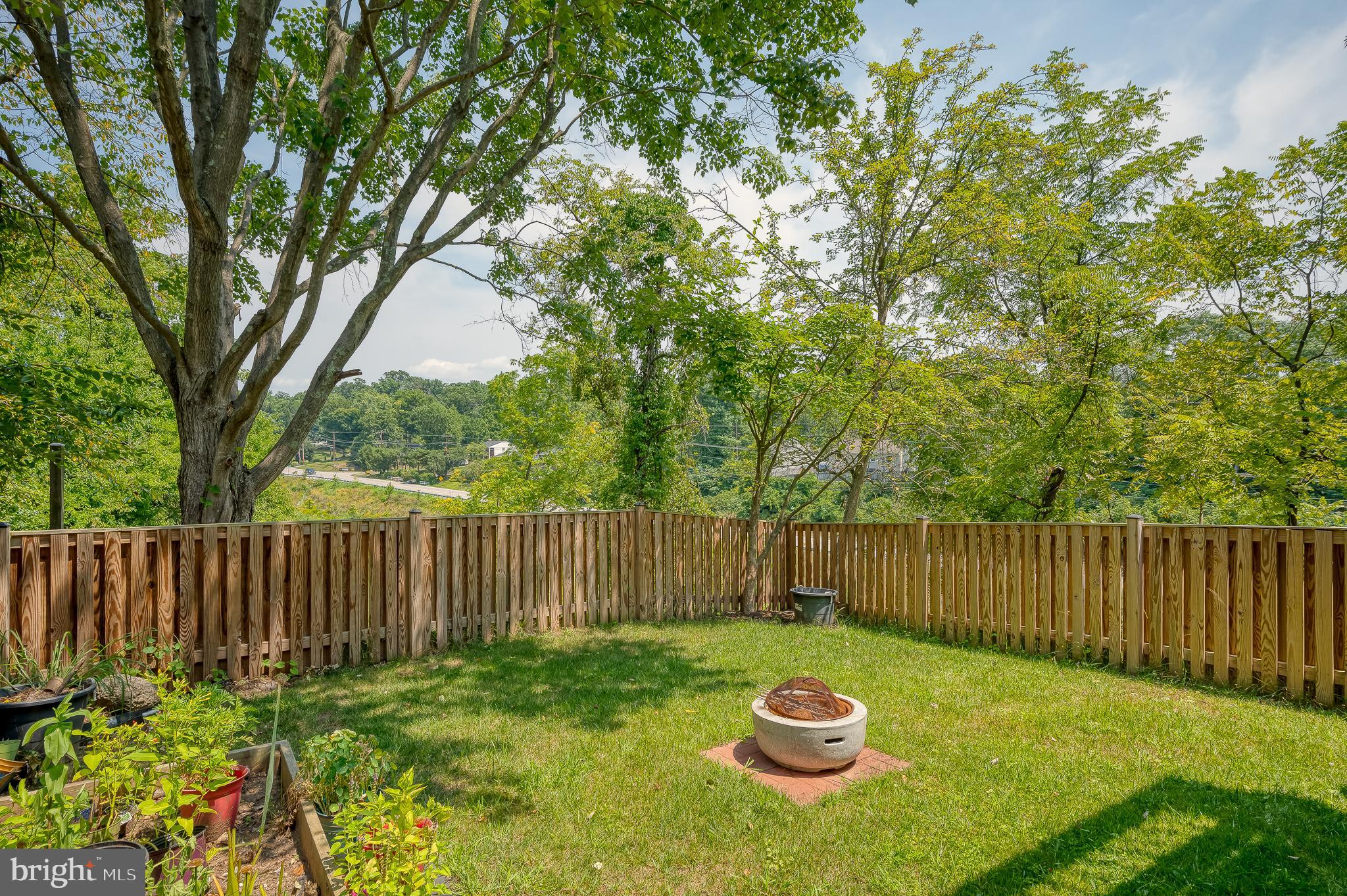 BRAEBROOKE - Residential Lease