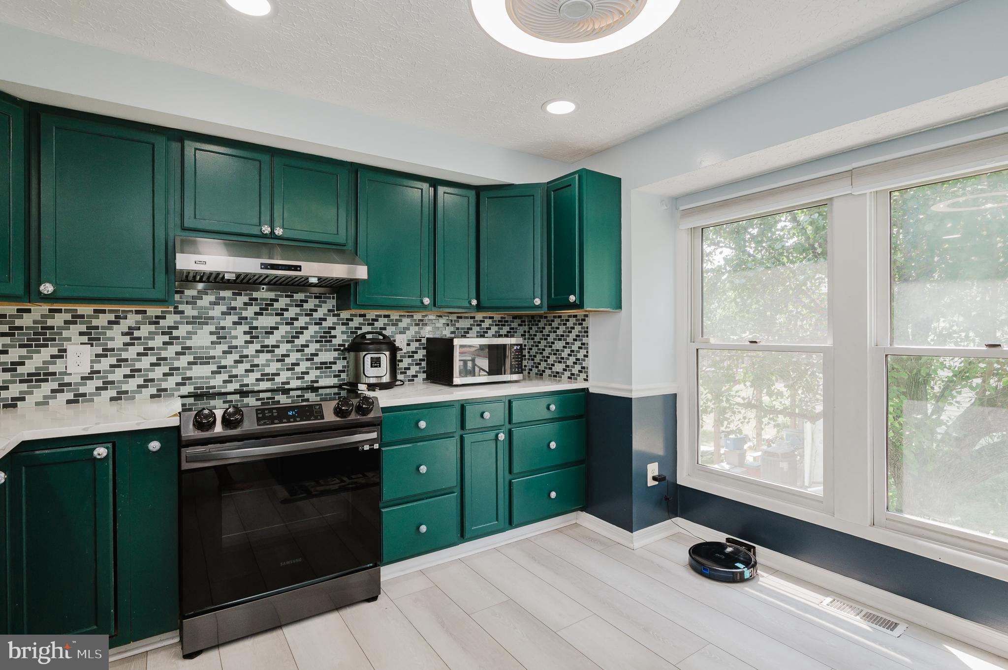 BRAEBROOKE - Residential Lease