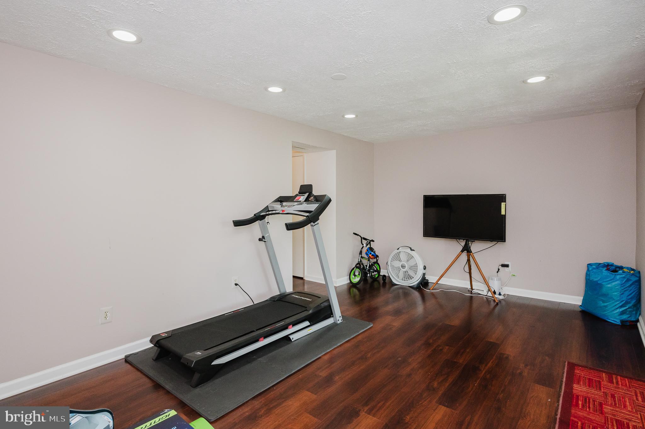 BRAEBROOKE - Residential Lease