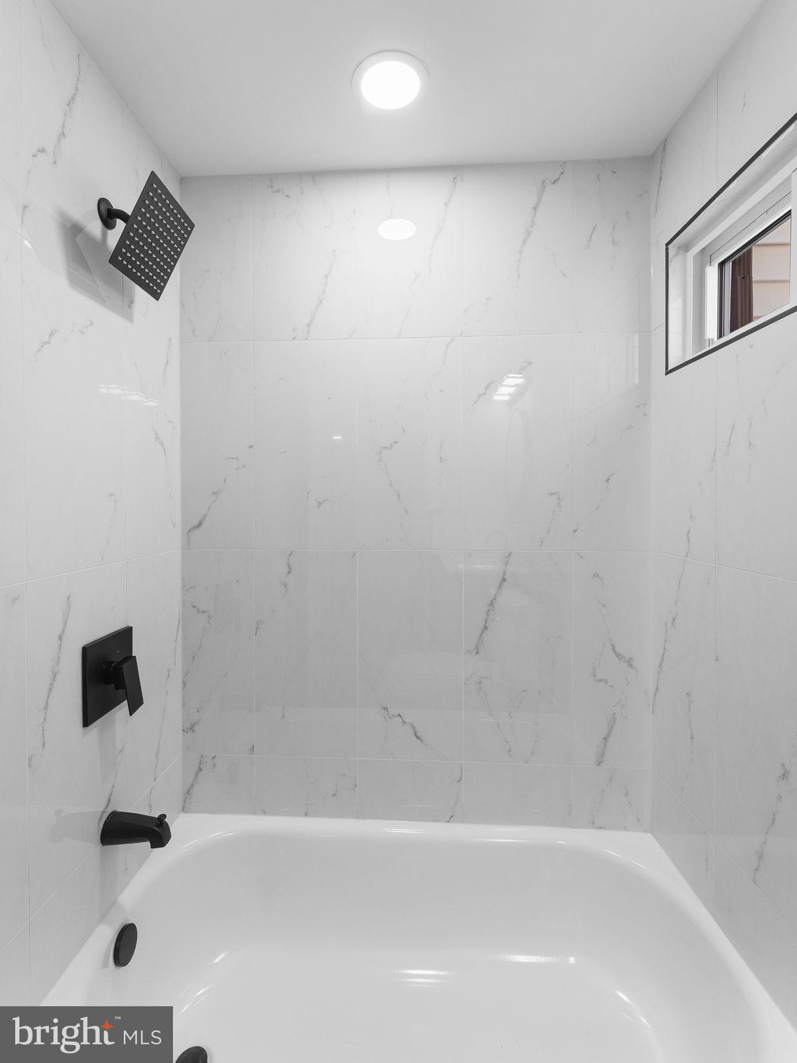 FEASTERVILLE - Residential