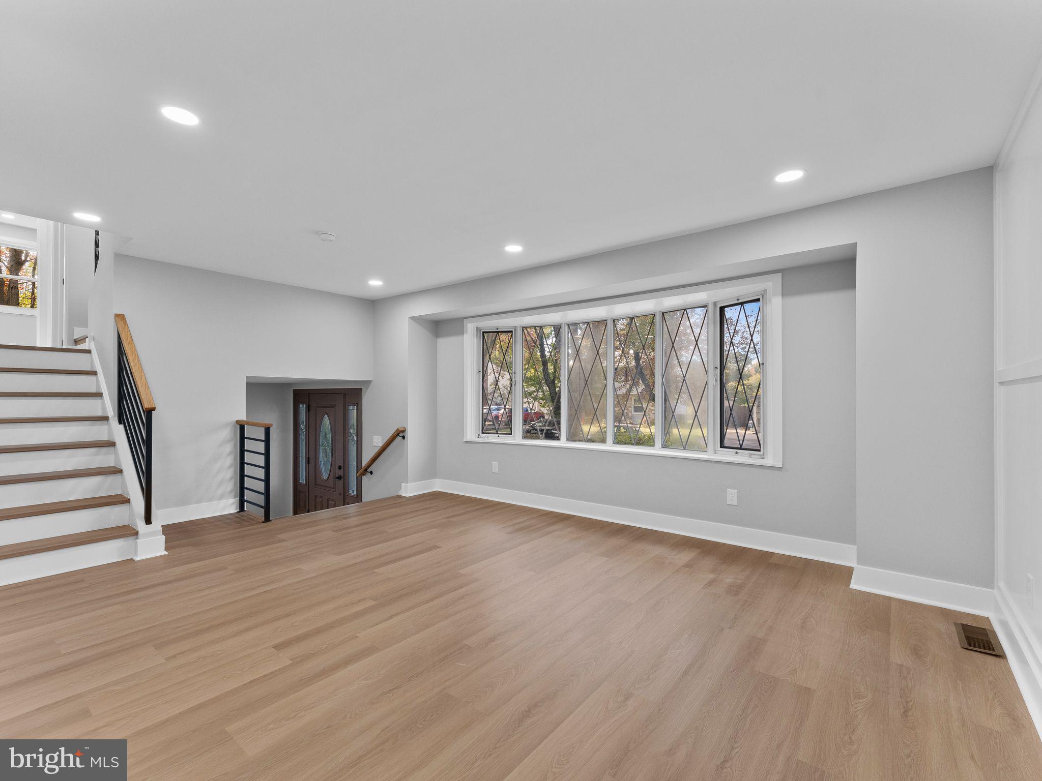 FEASTERVILLE - Residential