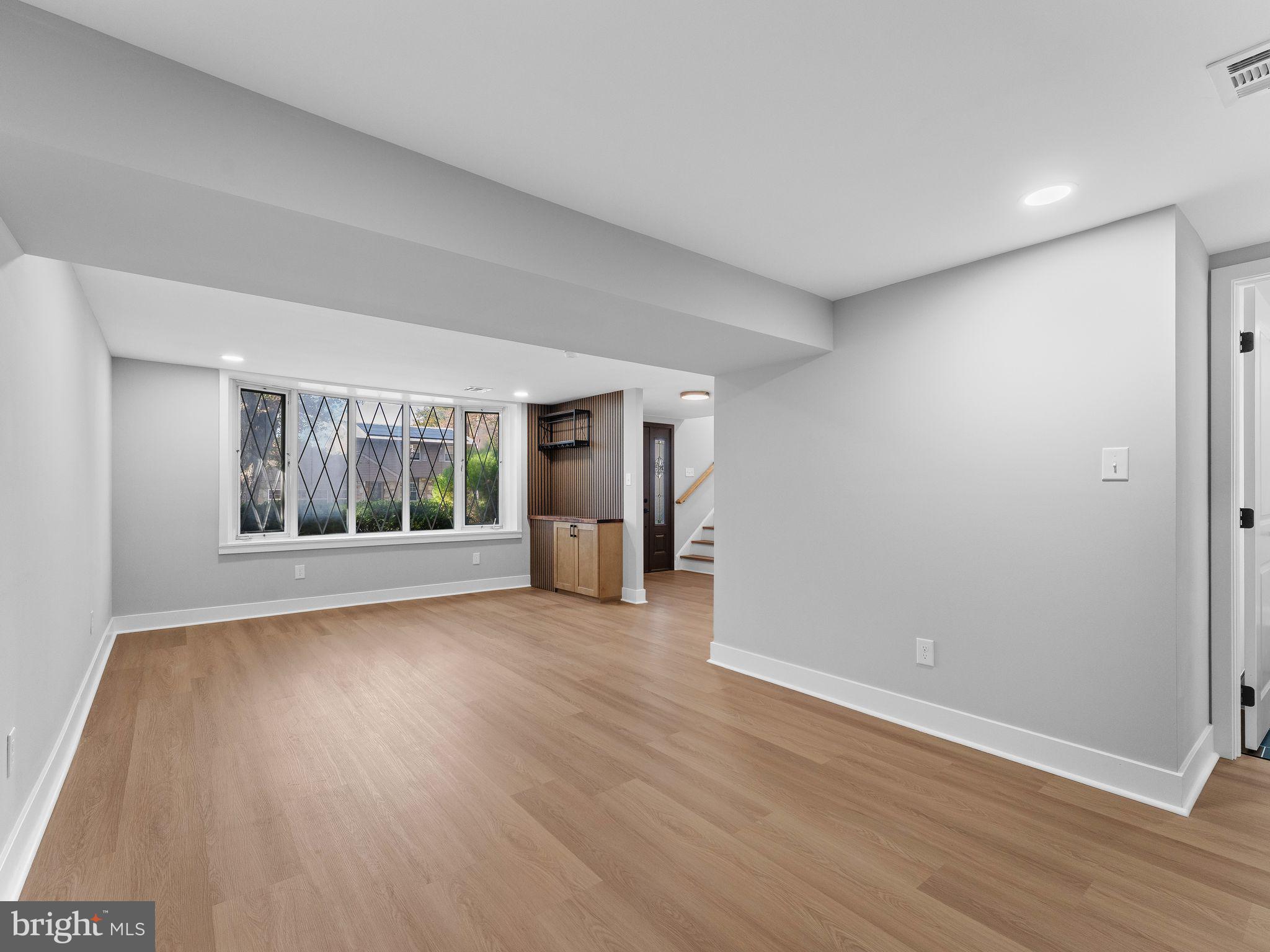 FEASTERVILLE - Residential