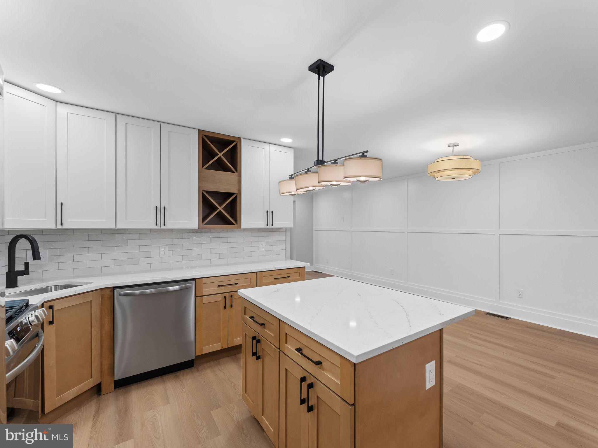 FEASTERVILLE - Residential