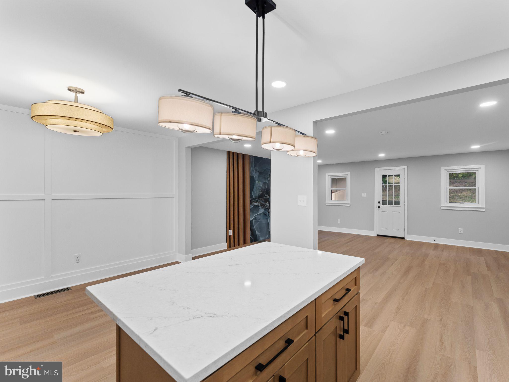 FEASTERVILLE - Residential