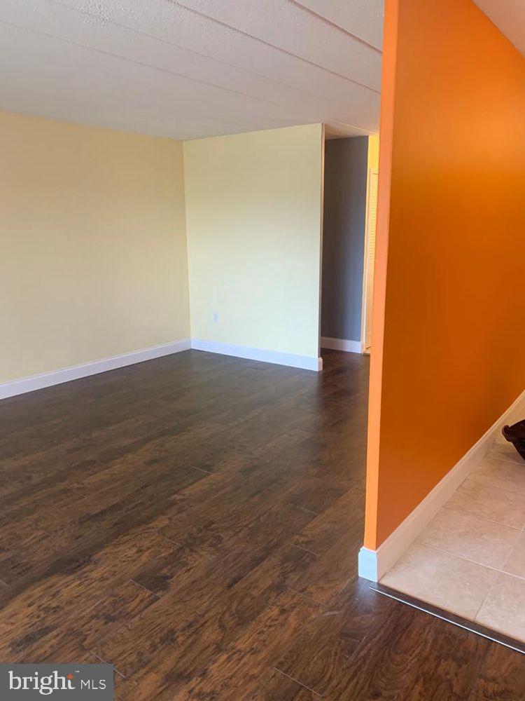 402 SUSSEX HOUSE 402