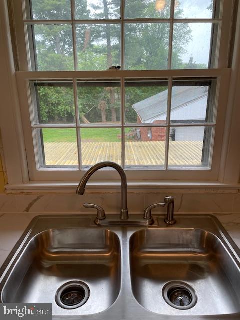 FOXHILLS - Residential