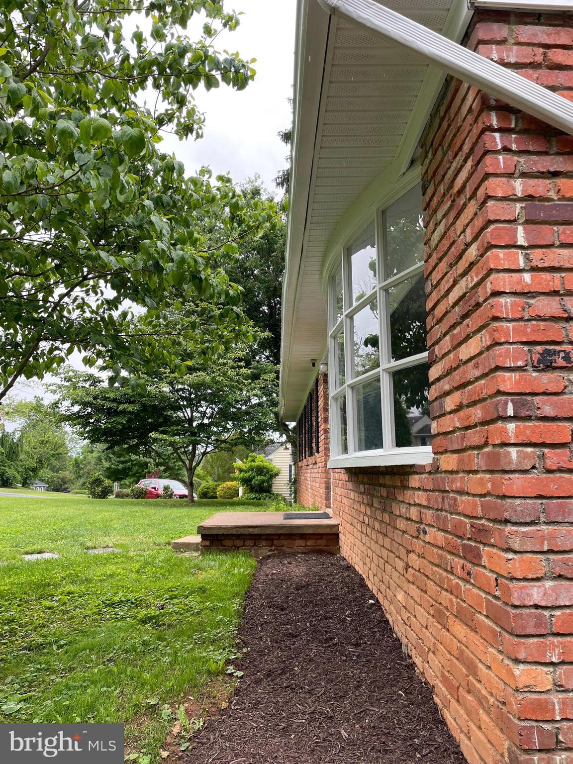 FOXHILLS - Residential