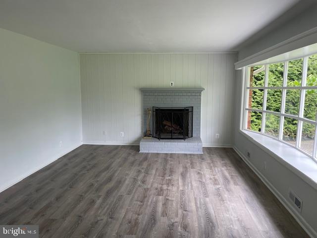 FOXHILLS - Residential