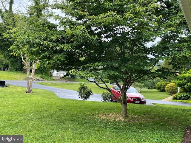 FOXHILLS - Residential