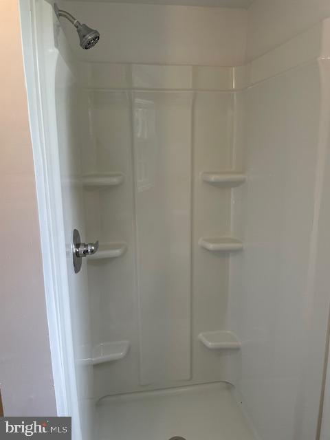 FOXHILLS - Residential