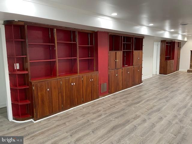 FOXHILLS - Residential