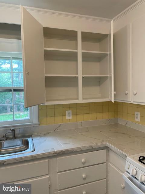 FOXHILLS - Residential