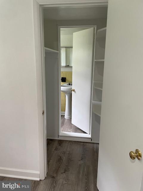 FOXHILLS - Residential