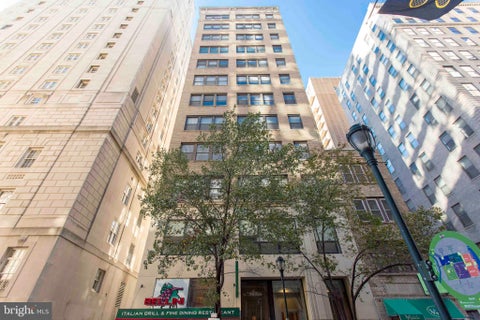 Condo For Rent - 220 S 16th Street #401<br/> PHILADELPHIA, PA 19102