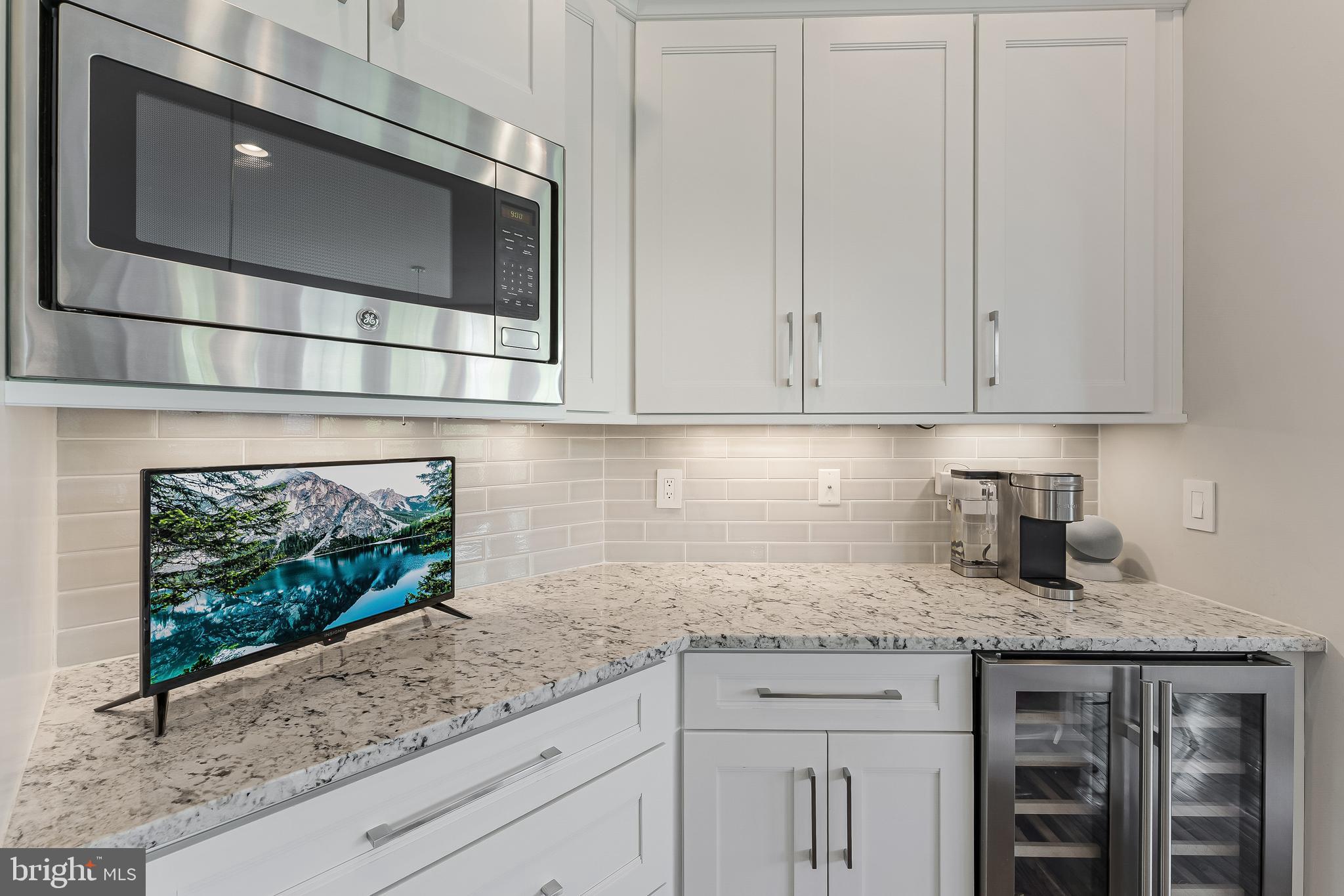 LAKE MANASSAS - Residential