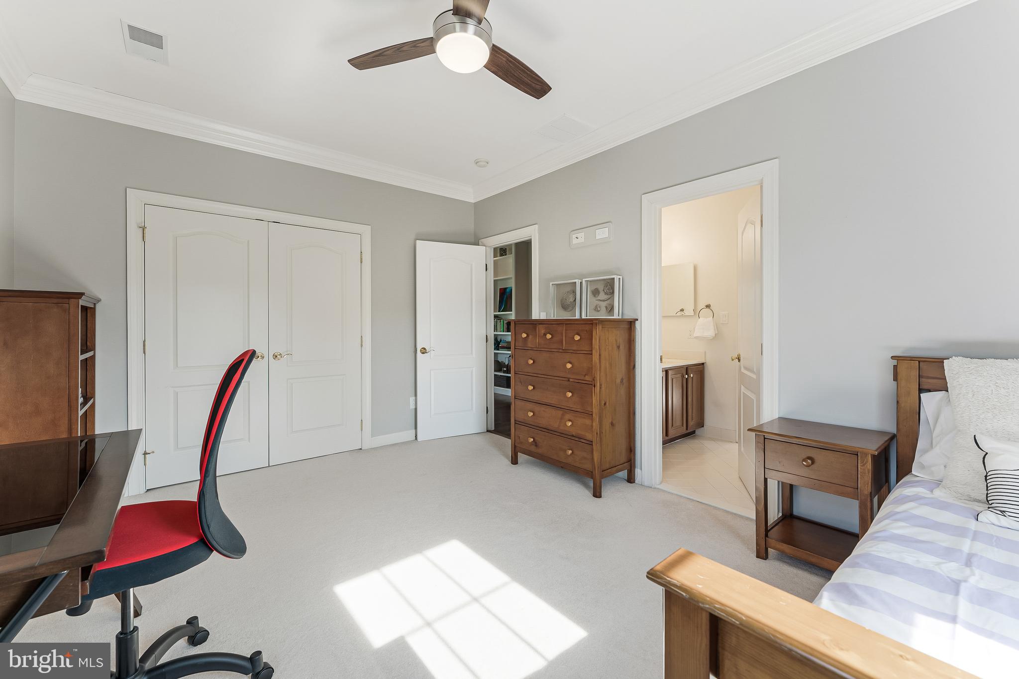 LAKE MANASSAS - Residential