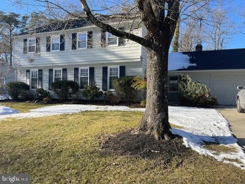 Photo of 28 Harrowgate Drive, CHERRY HILL, NJ 08003 (MLS # NJCD2108854)