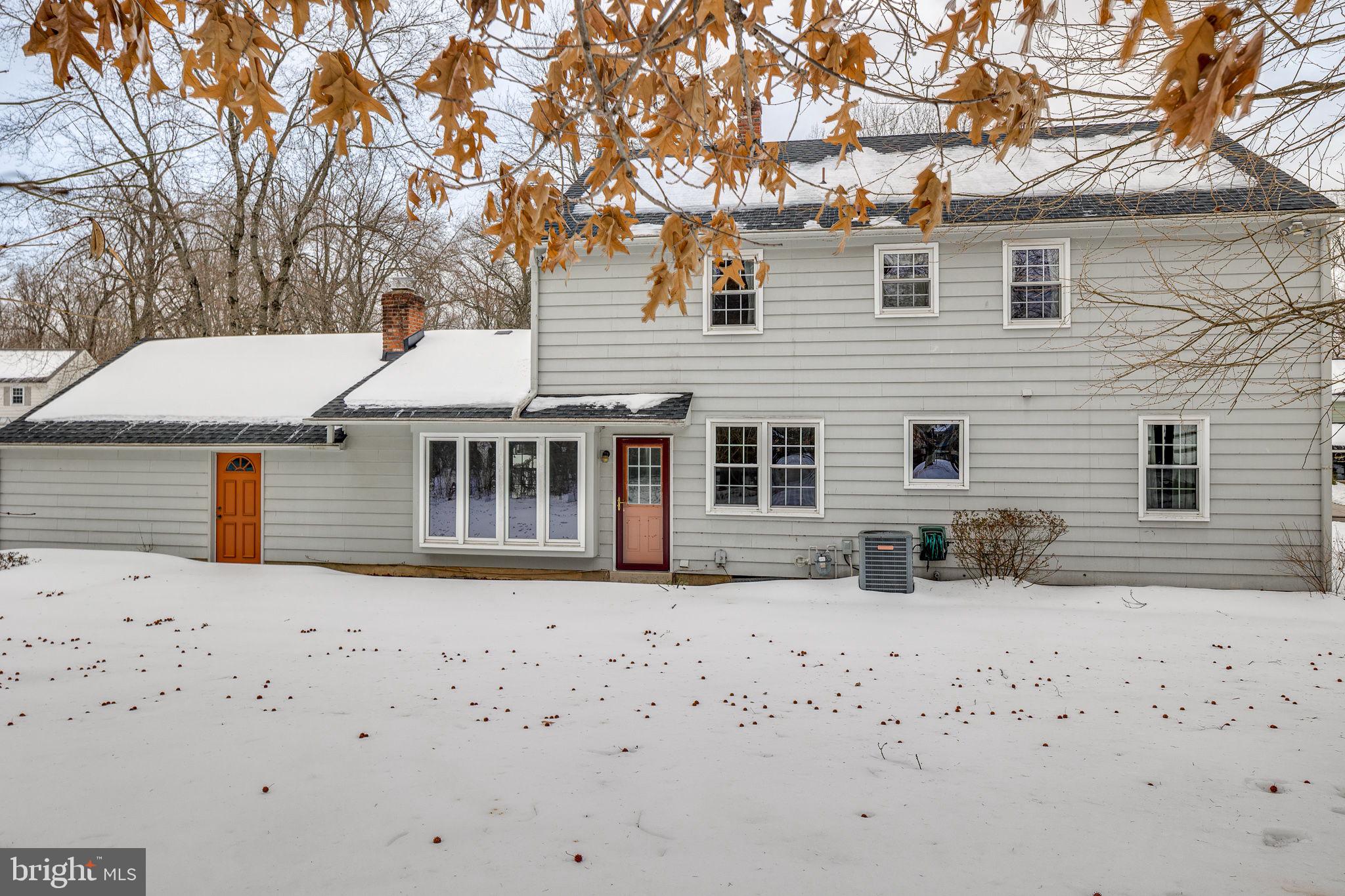 FOX HOLLOW - Residential