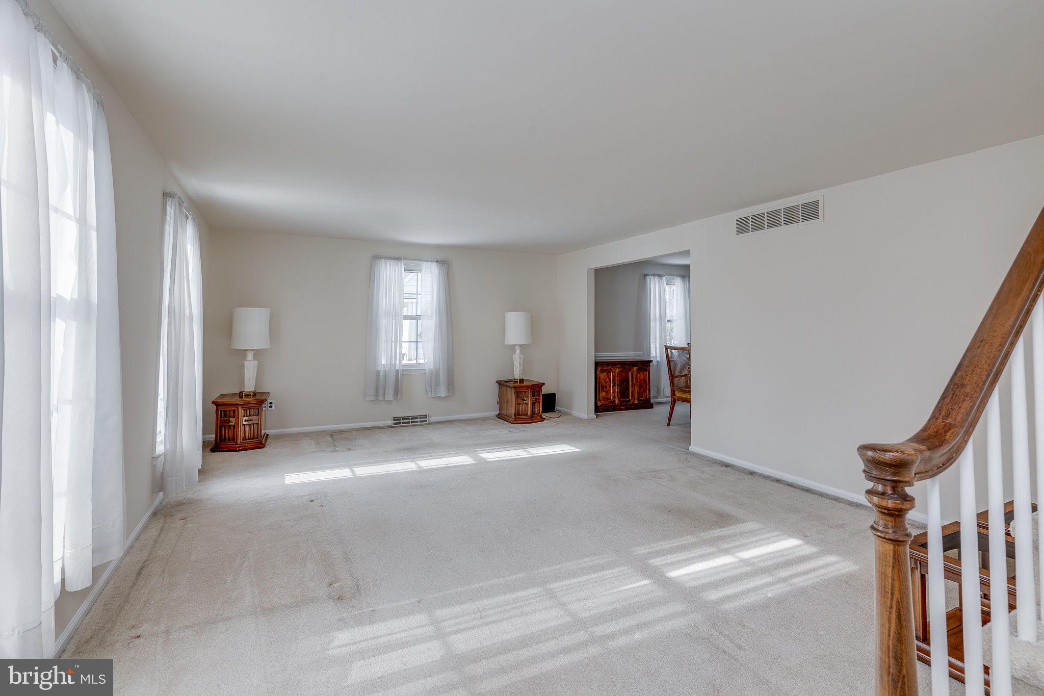 FOX HOLLOW - Residential