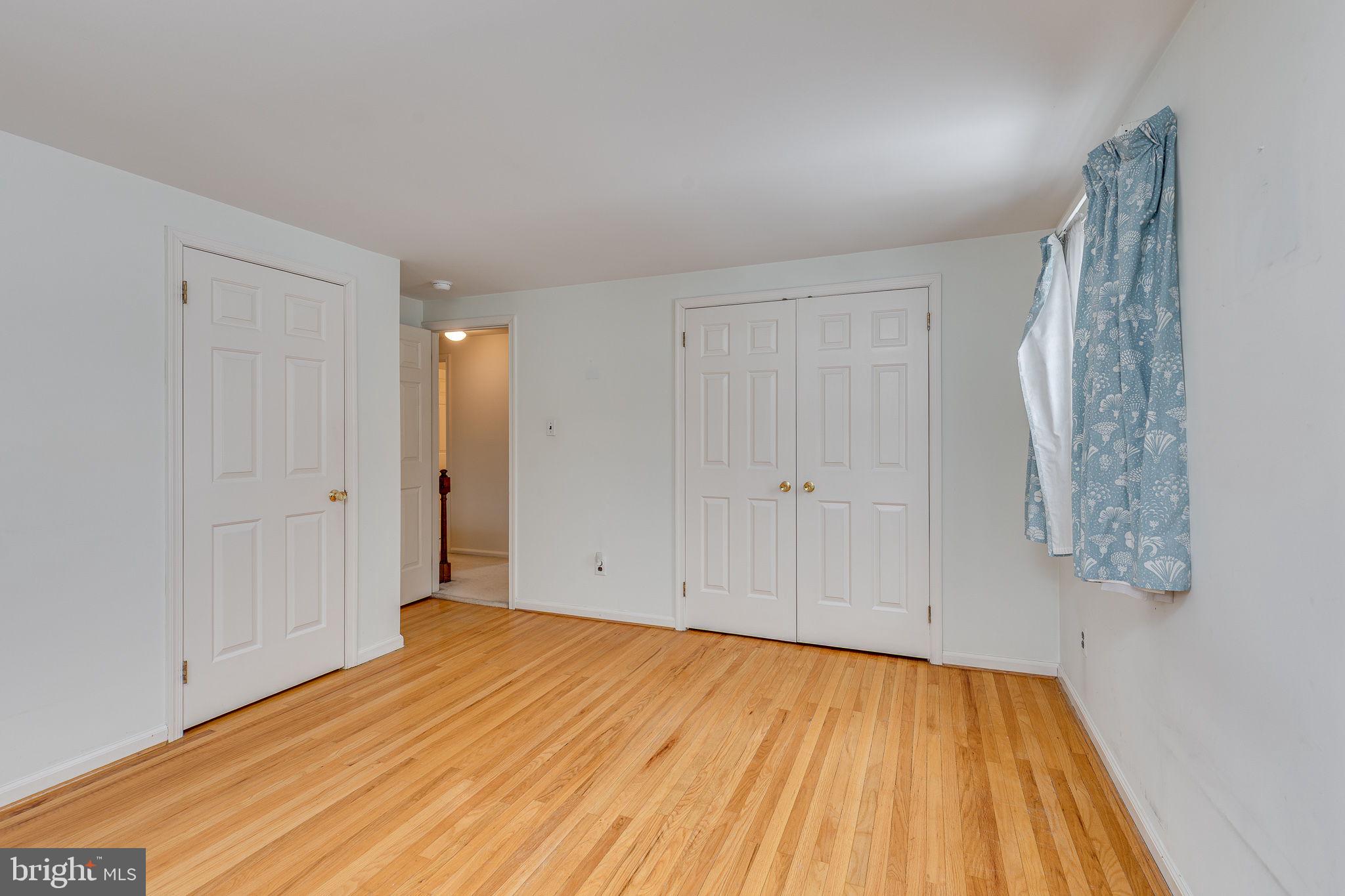 FOX HOLLOW - Residential