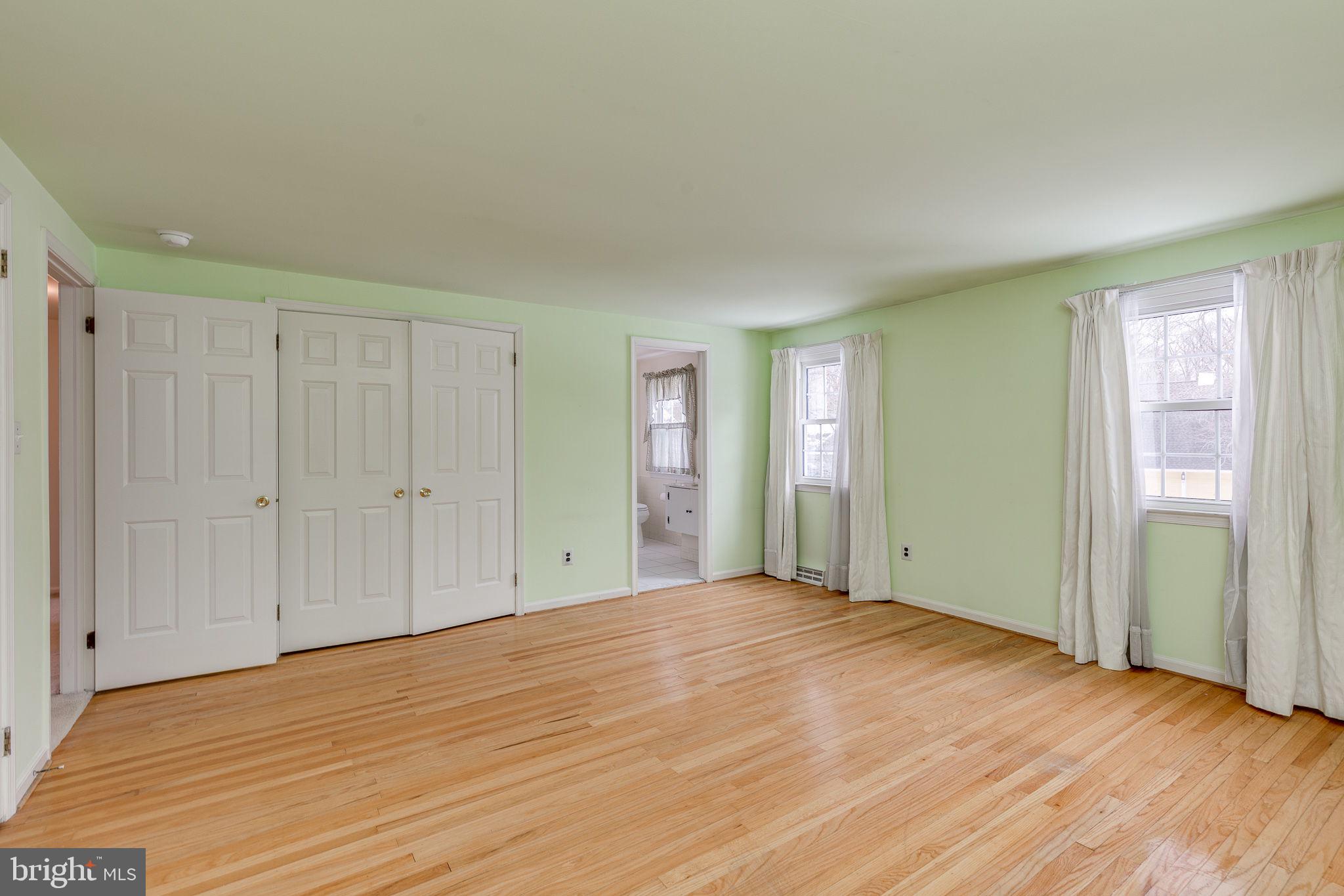 FOX HOLLOW - Residential