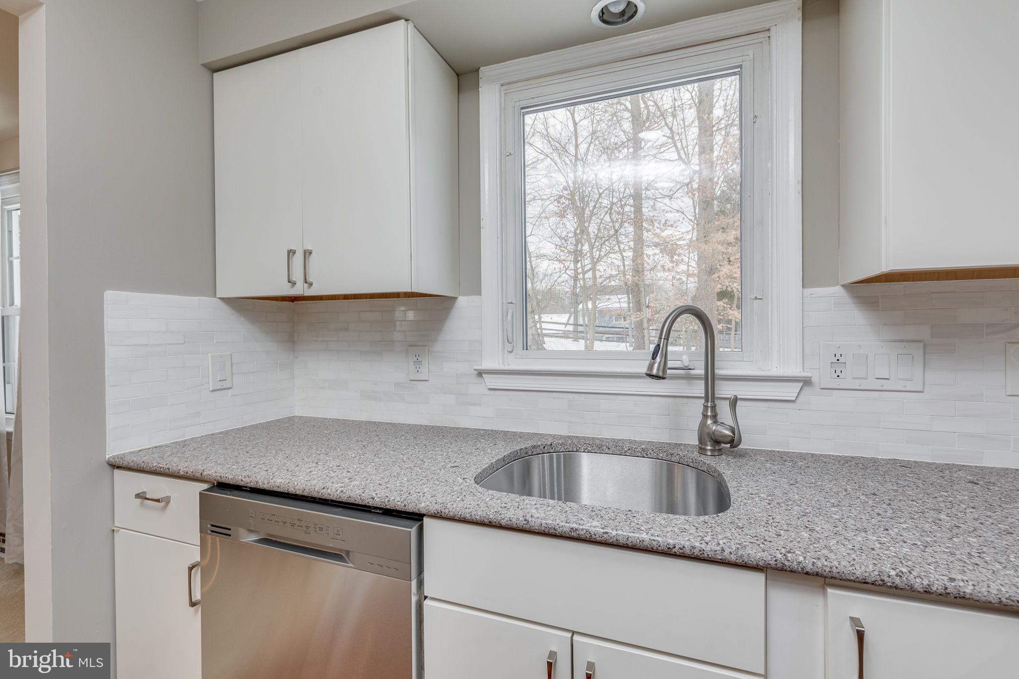 FOX HOLLOW - Residential