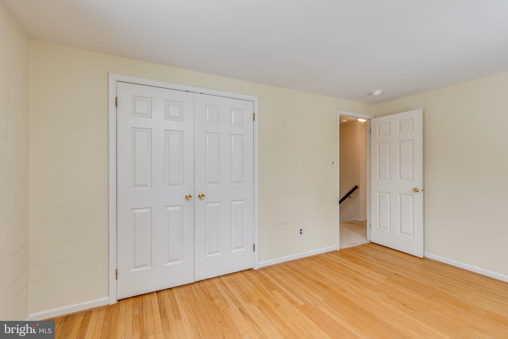 FOX HOLLOW - Residential