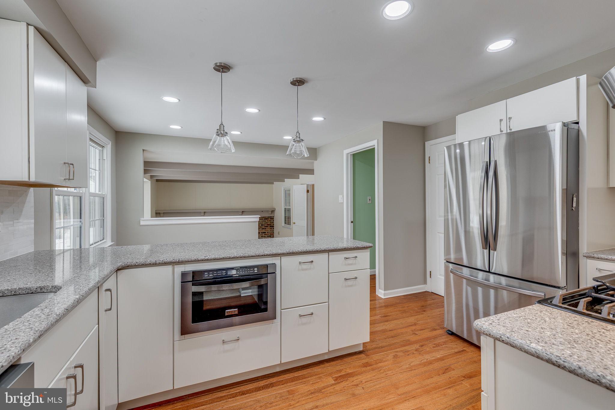 FOX HOLLOW - Residential