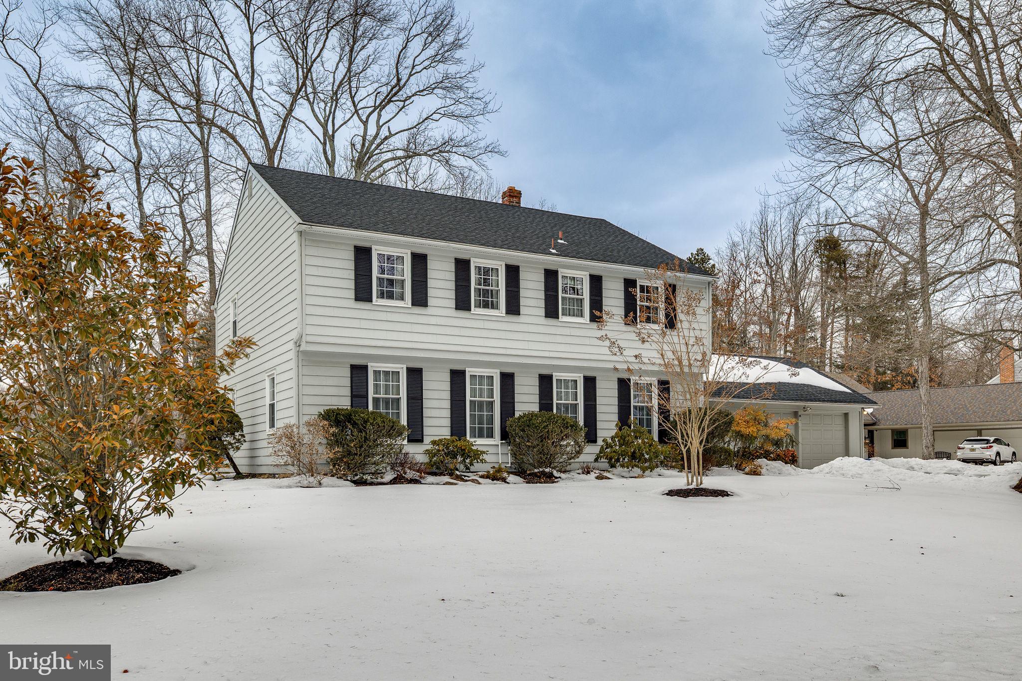 FOX HOLLOW - Residential