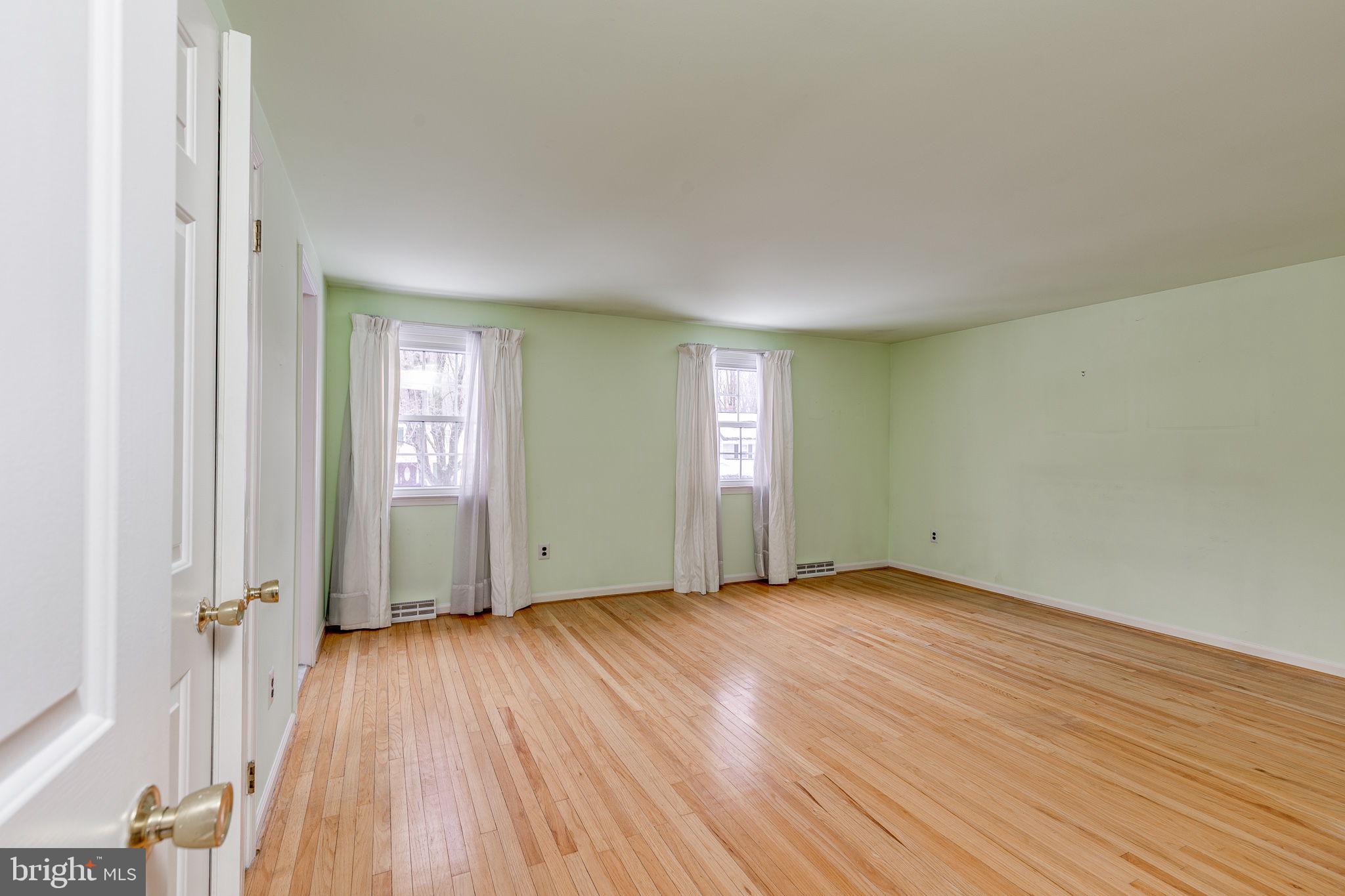 FOX HOLLOW - Residential