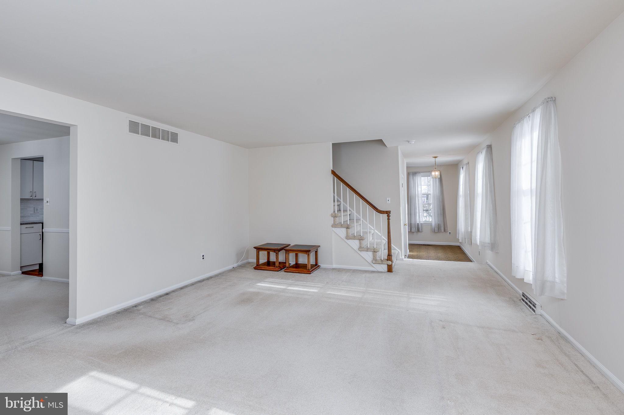 FOX HOLLOW - Residential