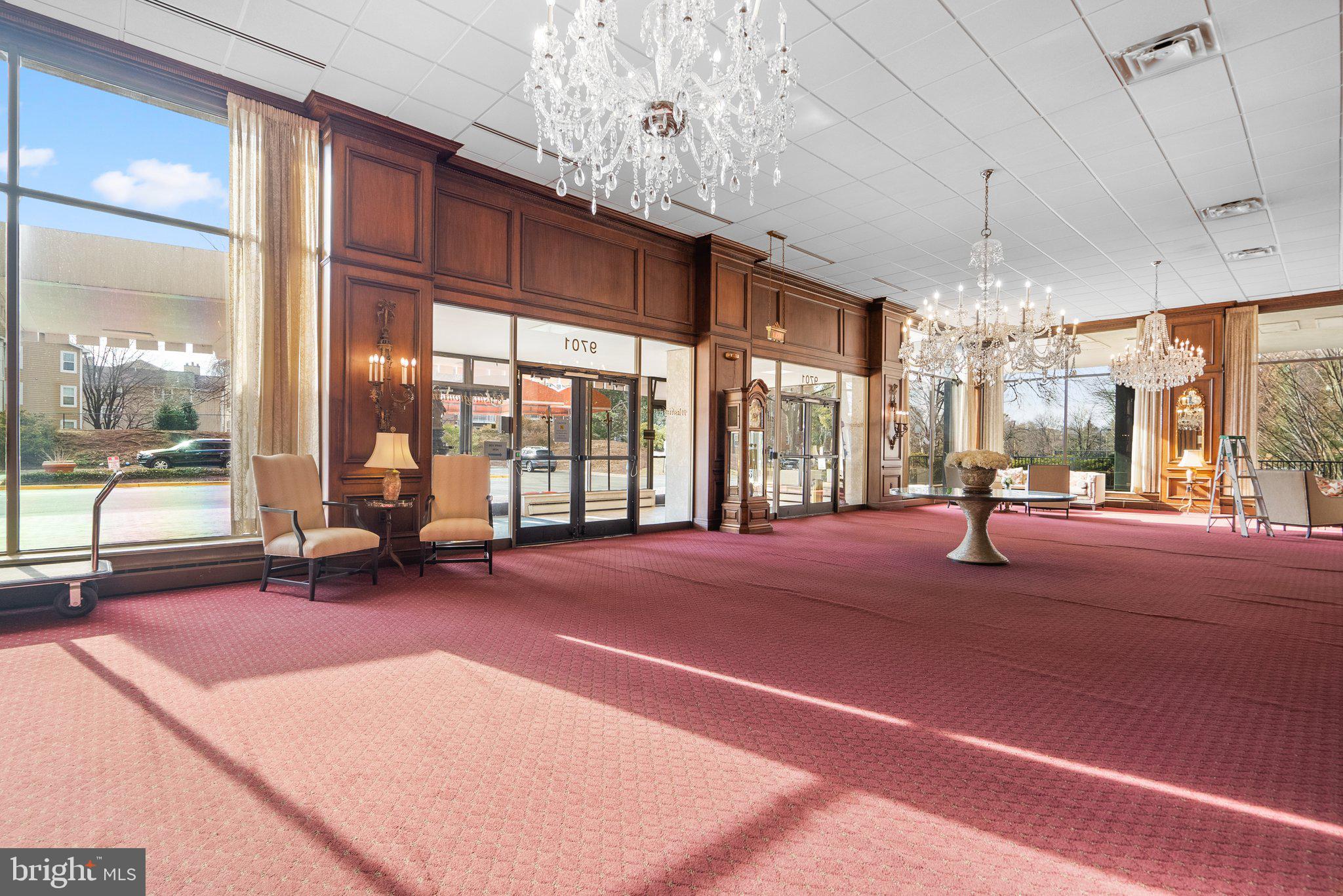 WASHINGTON TOWER - Residential