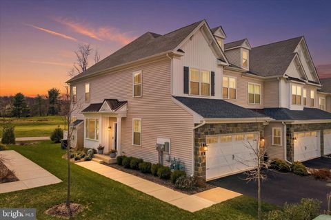 Photo of 86 Parry Way, IVYLAND, PA 18974 (MLS # PABU2117266)